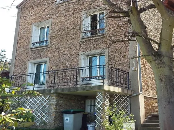 Maison 90 m2 avec jardin