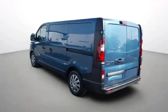 Renault Trafic fgn l1h1 1000 kg dci 170 energy edc — photo 13