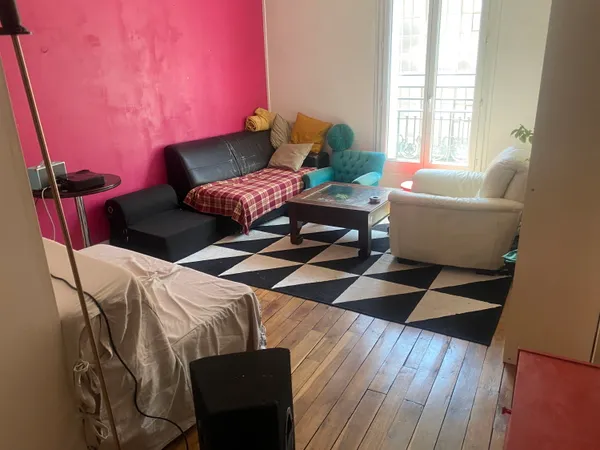 Sous-loue chambre colocation appartement 63m² pour l'été