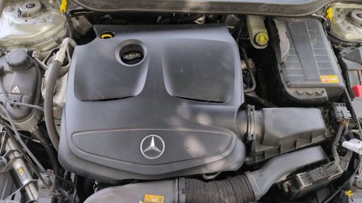 Mercedes Classe A 2.0 250 211 7G-DCT - Sport – 2015 – 123638 km – Essence – Boîte Automatique — photo 20