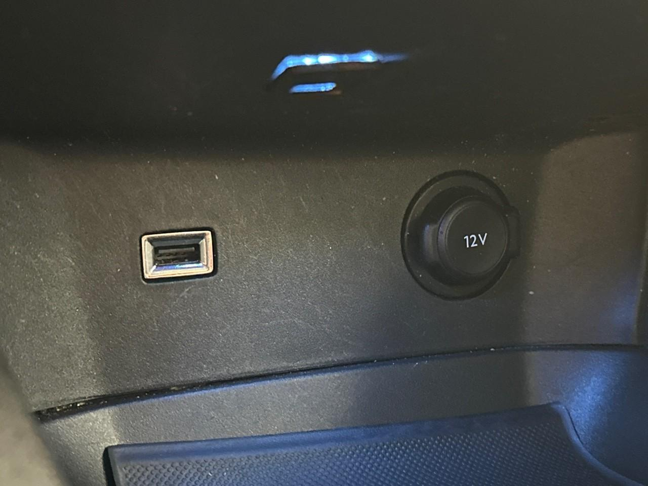 Peugeot 5008 puretech 130ch s&s bvm6 active pack — photo 27