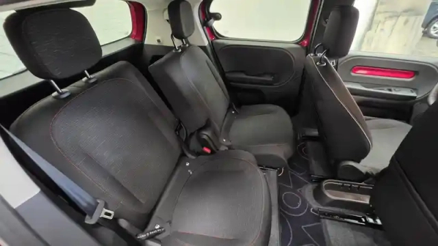 Renault Twingo e-tech electrique 80 ch autonomie urbaine — photo 33