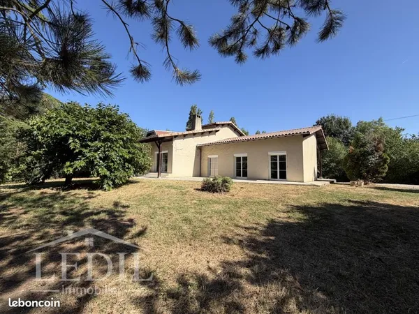 Maison 6 pièces 193 m²