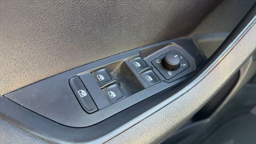 Skoda Karoq 2.0 TDI 116 DSG7 - Sportline – 2022 – 70617 km – Diesel – Boîte Automatique — photo 42
