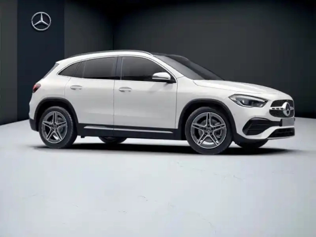 Mercedes Gla 220 d 4matic amg line — photo 15