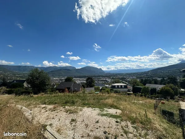Terrain 973m² constructible - Vue Panoramique Chambéry - Permis obtenu (208m²)