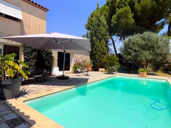 Maison 4 pièces 163 m²