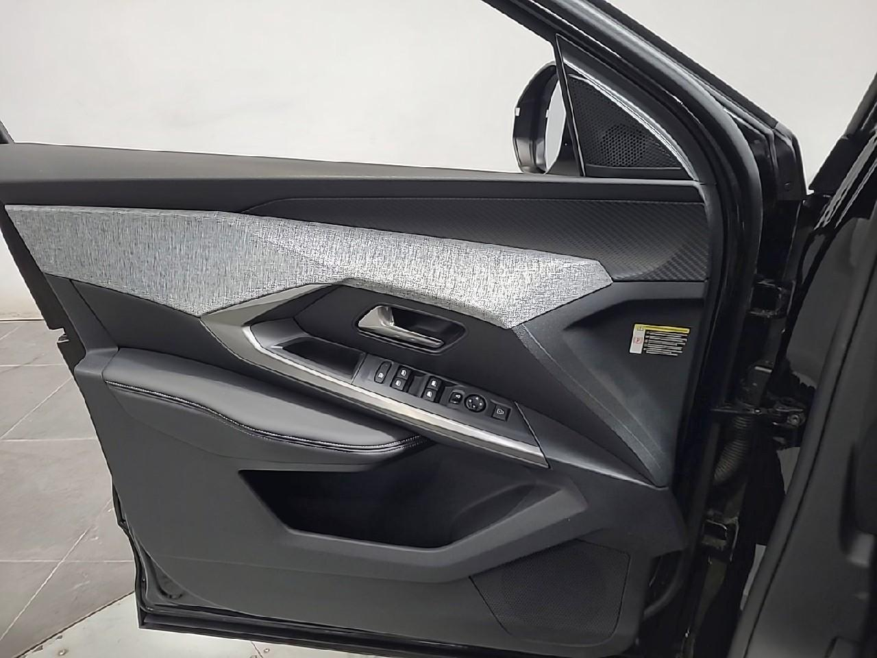 Peugeot 3008 electrique 73 kwh 210 ch allure — photo 27