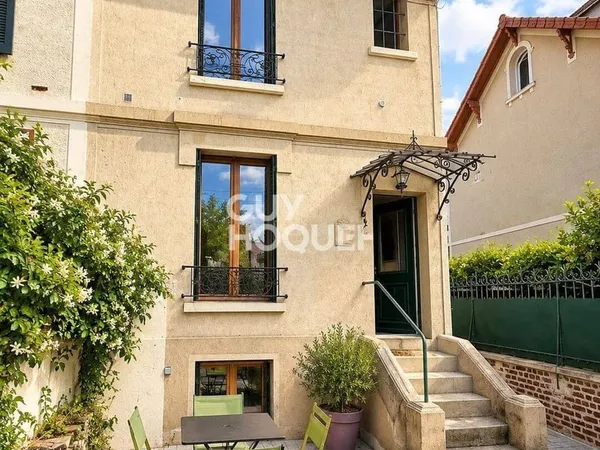 Maison 7 pièces 141 m²