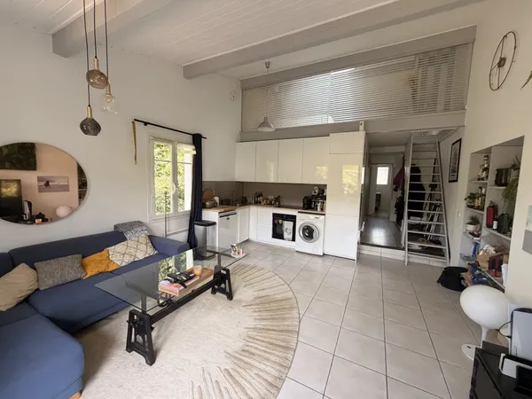 Charmante maison avec jardin, cave et parking - Proche Ibardin
