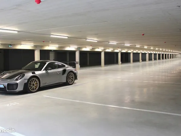 Plateau de parking privatif