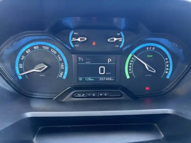 Peugeot Partner e- fourgon xl 750 kg 136 ch batterie 50 kwh — photo 6