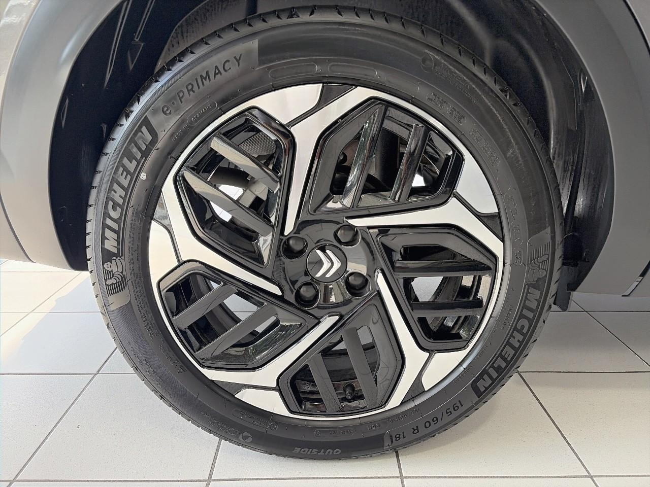 Citroën C4 X puretech 130 s&s eat8 shine — photo 36