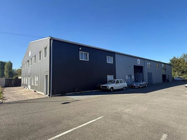 Terrain 3161 m²