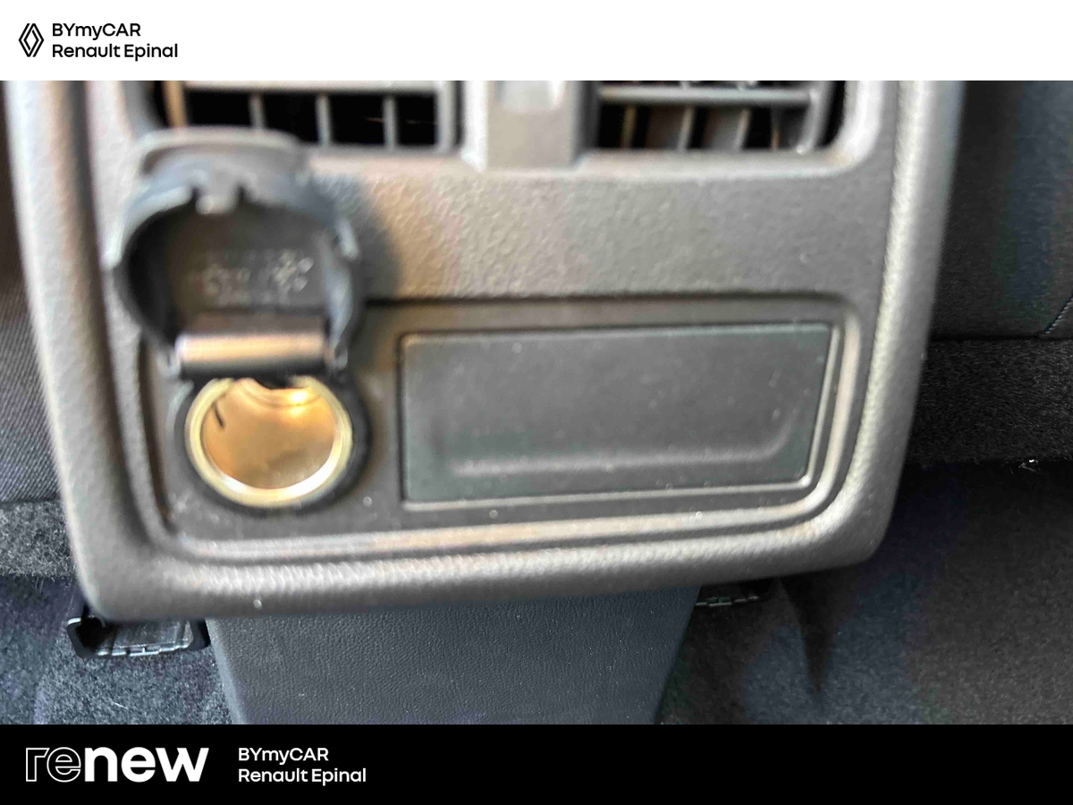 Renault Captur TCe 90 — photo 23