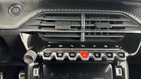 Peugeot 2008 1.2 PureTech 130ch S&S GT — photo 19