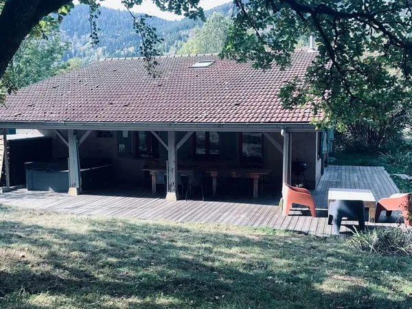 Maison 8 pièces 130 m²