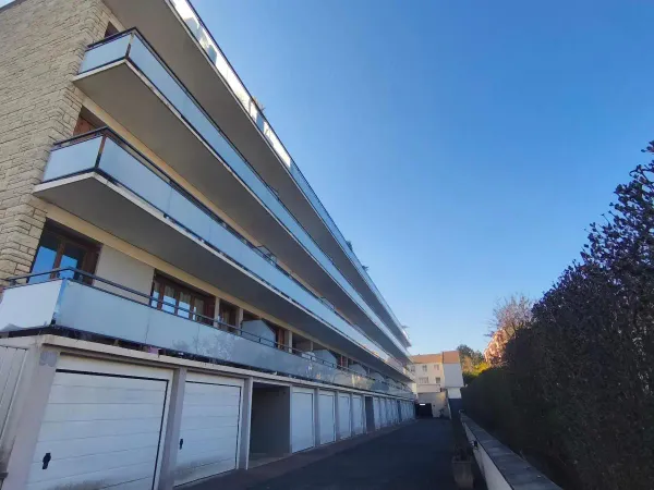 Garage et parking Location Antony 95€