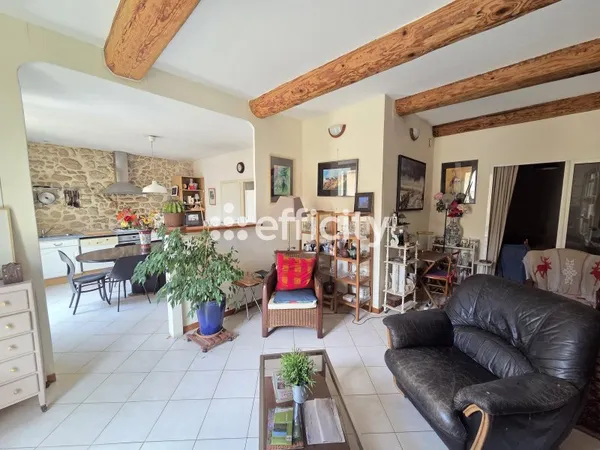 Maison 5 pièces 231 m²