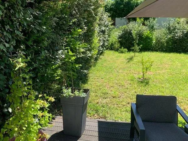 Charmante maison rénovée avec jardin - Casteljaloux