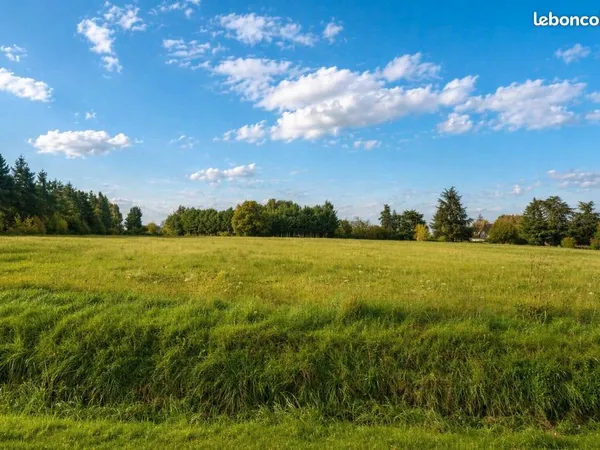 Terrain 340 m² Mettray