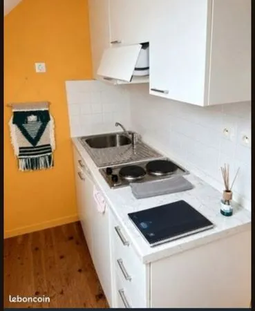 F2 20m2 340eur - Prevoir rafraîchissement