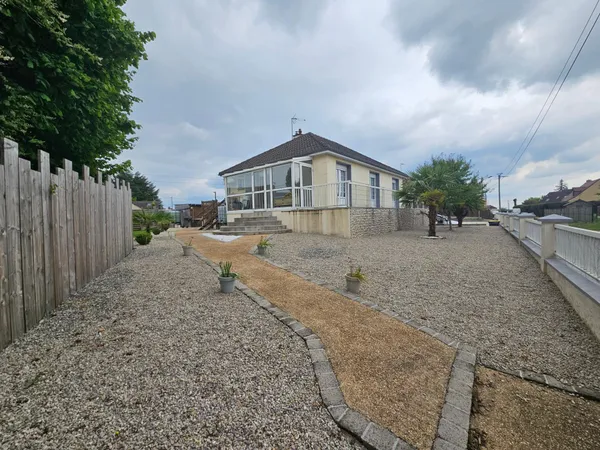 Maison d'environ 80 m² sur sous-sol
