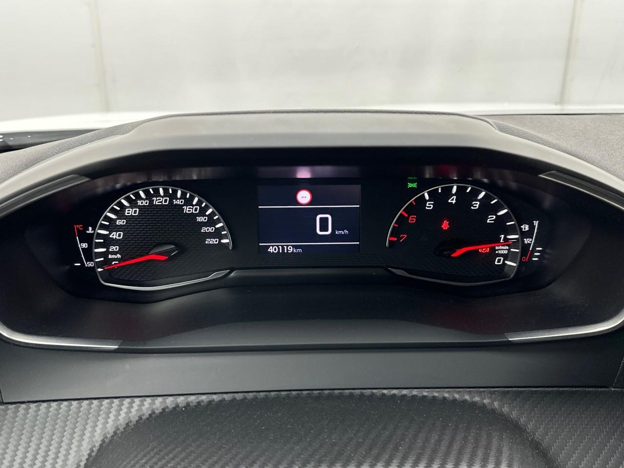 Peugeot 2008 puretech 100 s&s bvm6 style — photo 21