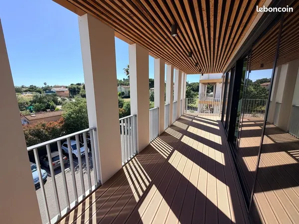 Bureaux 250 m² LA MOUTONNE