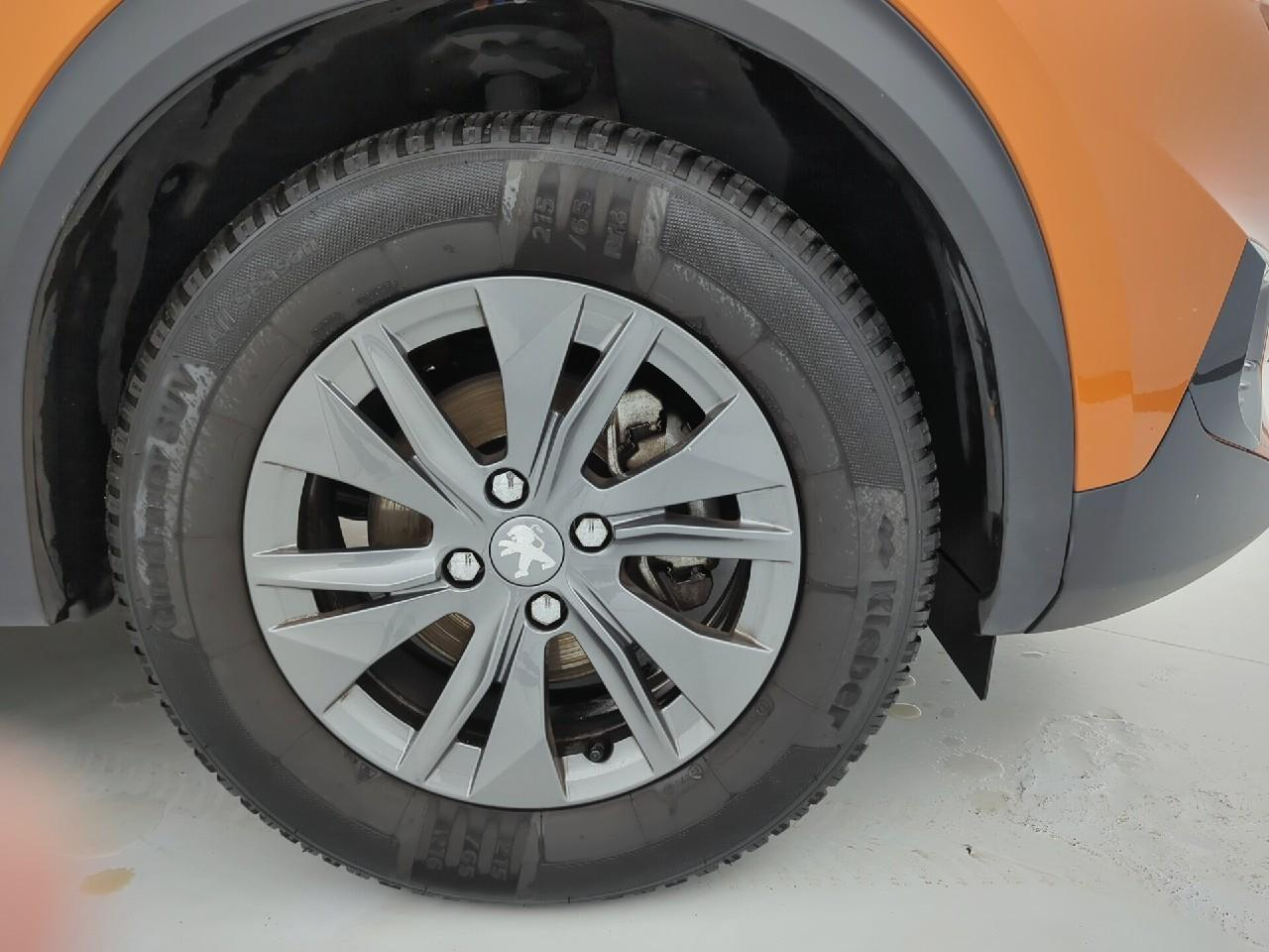 Peugeot 2008 puretech 100 s&s bvm6 active pack — photo 29
