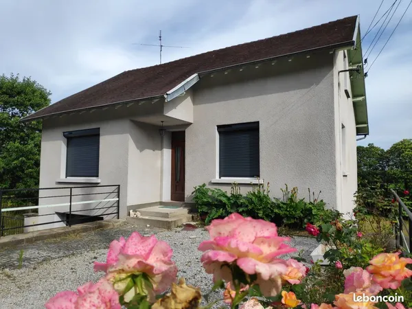 Maison en pierre rénovée 90m² - Terrain 2295 m² - DPE B