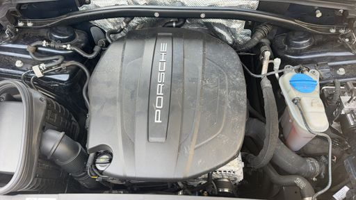 Porsche Macan 2.0 252 PDK - . – 2017 – 88954 km – Essence – Boîte Automatique — photo 23