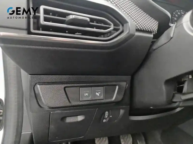 Dacia Jogger eco-g 100 7 places — photo 63
