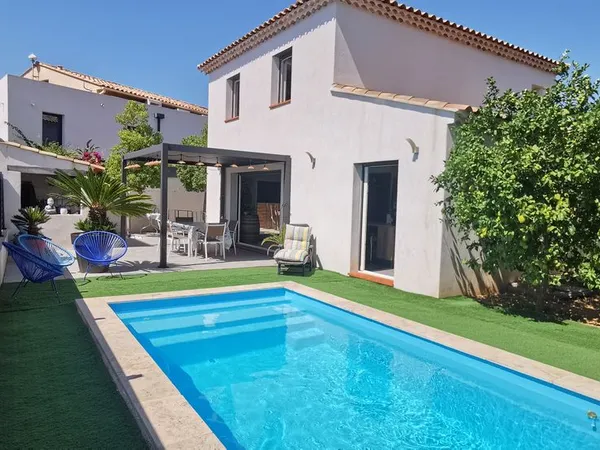 VILLA - 5 pièces - 138m2