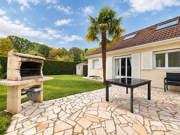 Maison Montigny Le Bretonneux 7 pièce(s) 132 m2