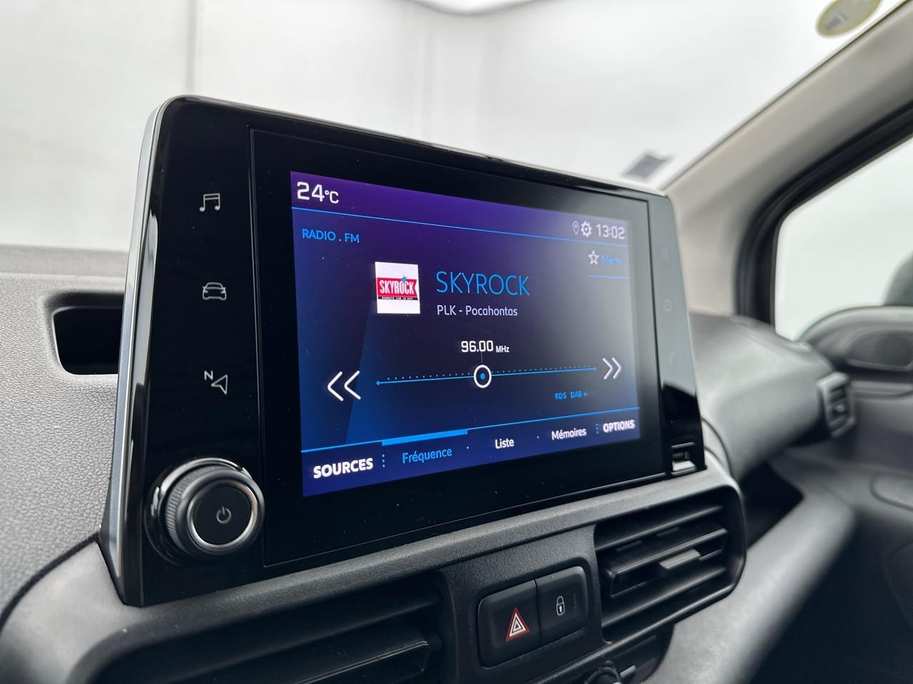 Peugeot Partner fourgon standard 650 kg bluehdi 100 s&s bvm6 premi — photo 20