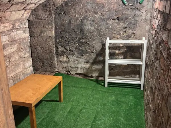 Cave à louer - Quartier Bastille - 115 /mois