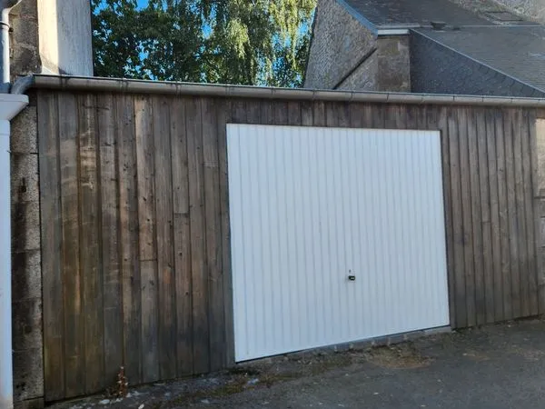 Garage box 31 m2