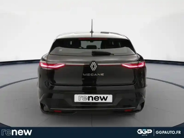 Renault Megane e-tech electric ev60 220ch equilibre super charge — photo 19