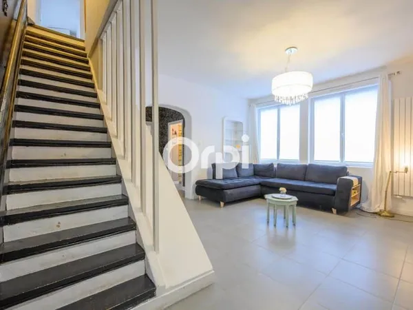 Maison 6 pièces 190 m²