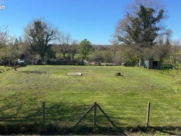 Terrain constructible 723m2