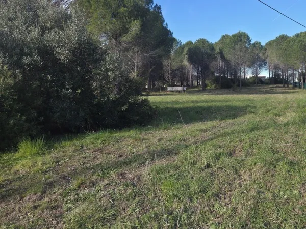Terrain 500 m²