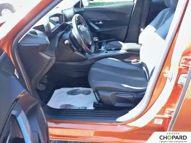 Peugeot 2008 puretech 100 s&amp;s bvm6 — photo 11