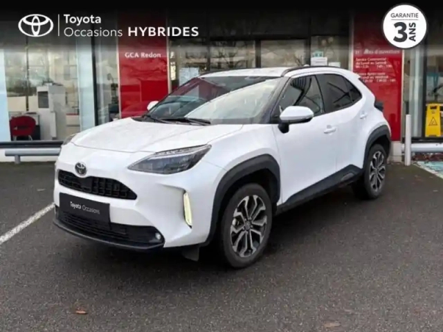 Toyota Yaris cross 116h design mc24