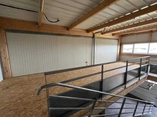 Local d'activité 288 m²