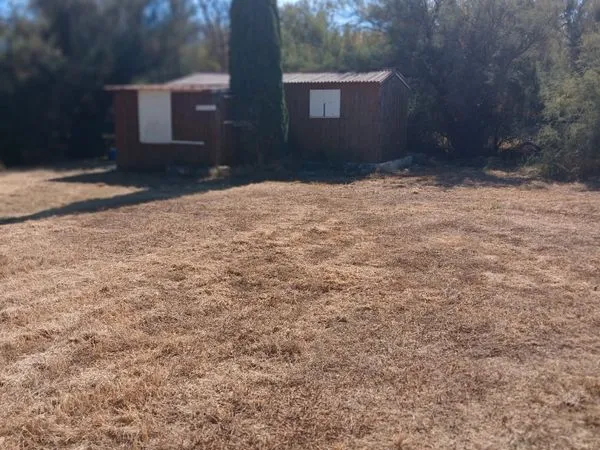 Terrain de loisir 2340 m2 avec cabanon