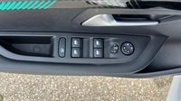 Peugeot 208 1.2 PureTech 100ch S&S Allure — photo 17