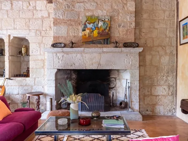 Maison de village dans un haut lieu de pèlerinage sur la Via Podiensis