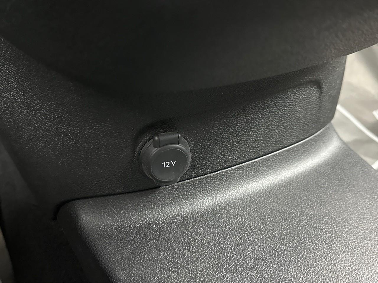 Citroën Berlingo van m 650 bluehdi 100 s&s bvm6 driver — photo 31