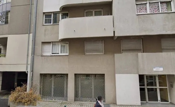 Parking 14 m²